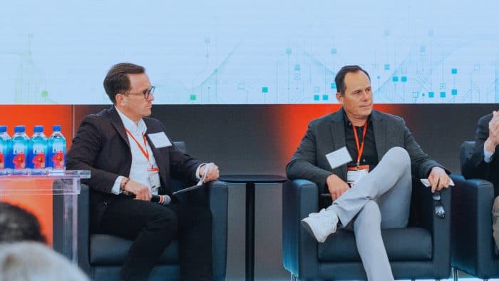 photo of Bruce leading a session